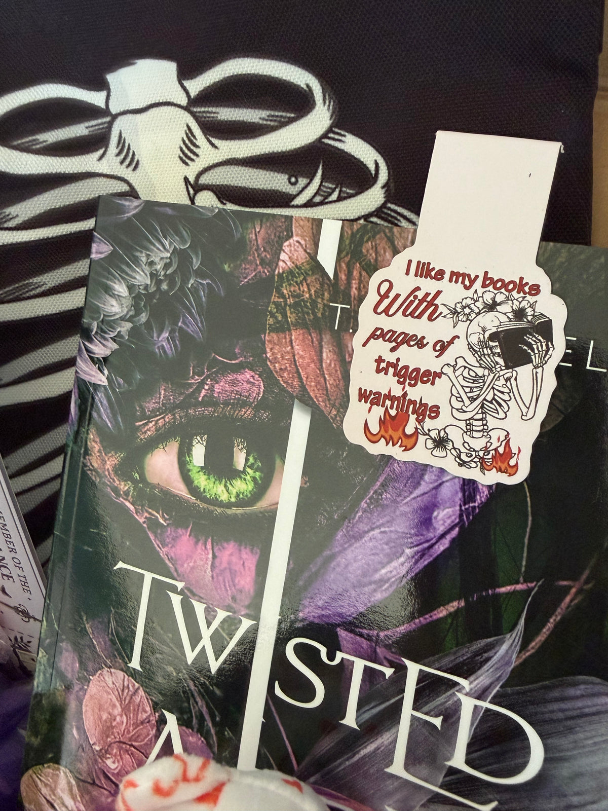 Summerween/Halloween Dark Romance Book Box: dark & spicy books, candy, spa, toy